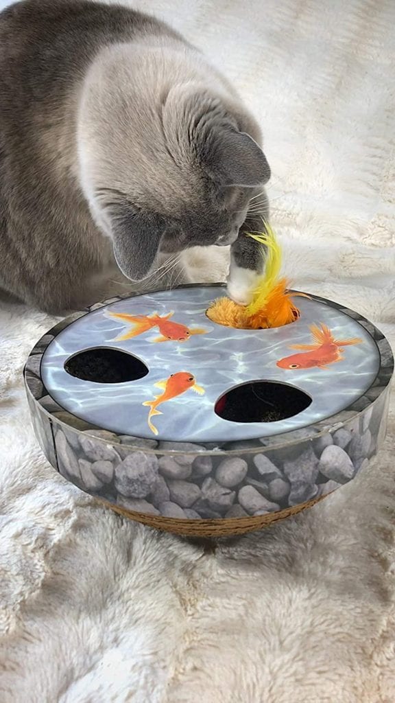 TOYS TO CURE KITTY'S BOREDOM