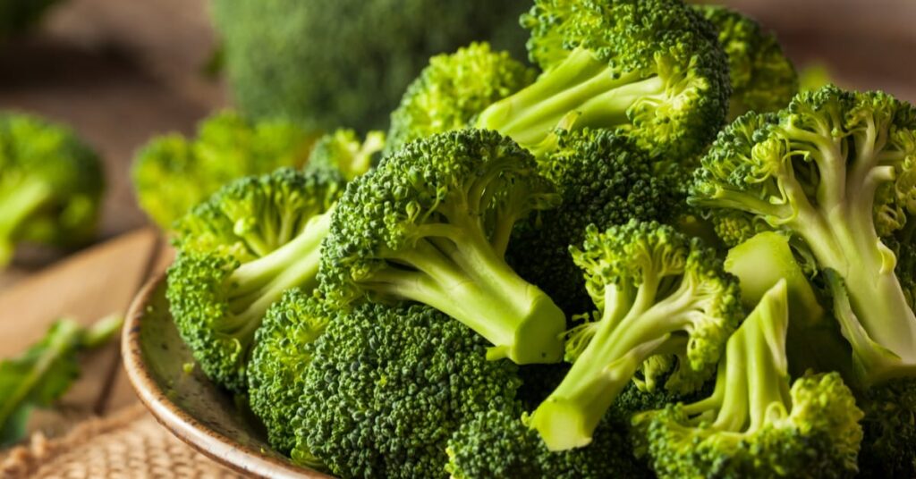 is broccoli good for dogs